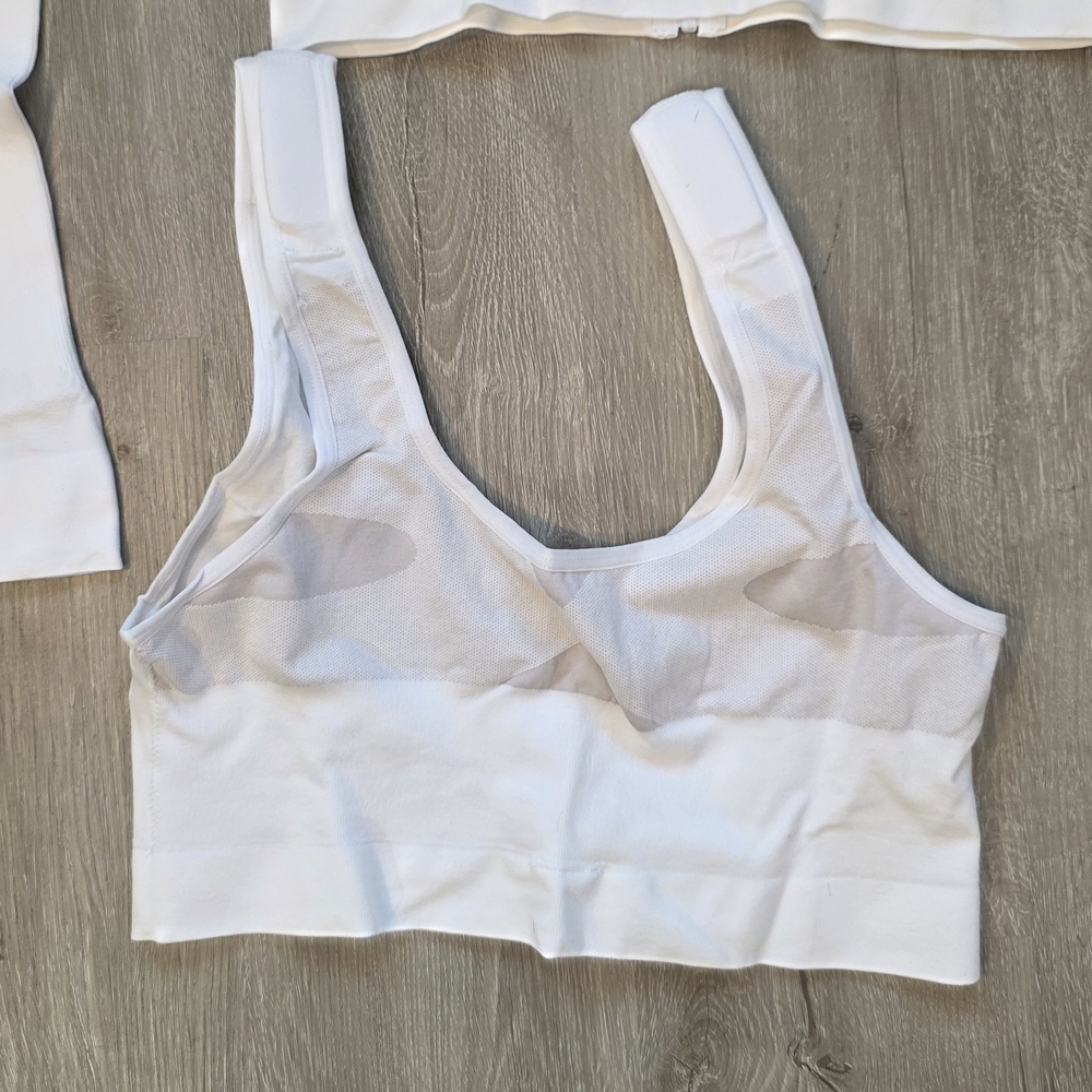 Easy Comfort Bra Lot - 1 - XL Cooling Zip Shaper. 2 - XXL Therapeutic Zip Front - Picture 8 of 10